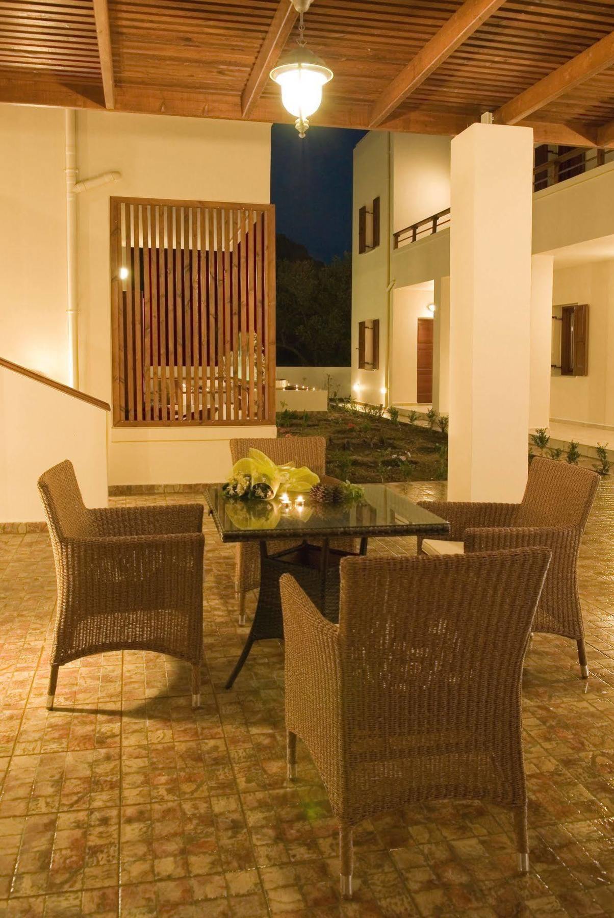 Syia Hotel Soúgia Exterior foto